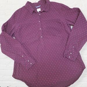 🎉 A NEW DAY Maroon and pink half button up blouse.